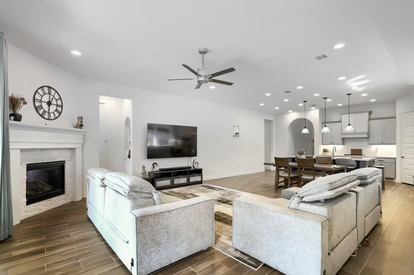 Living room 2 at 20431 Yearling Pasture Ln, Tomball