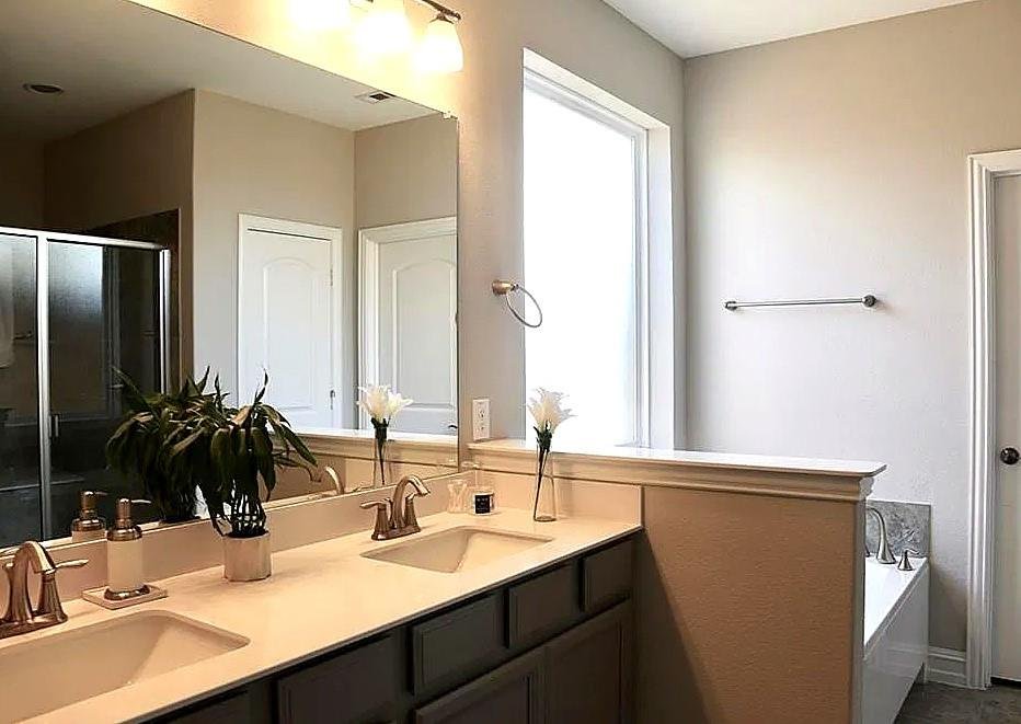 Primary bathroom at 2237 Candler Club Way, Little Elm