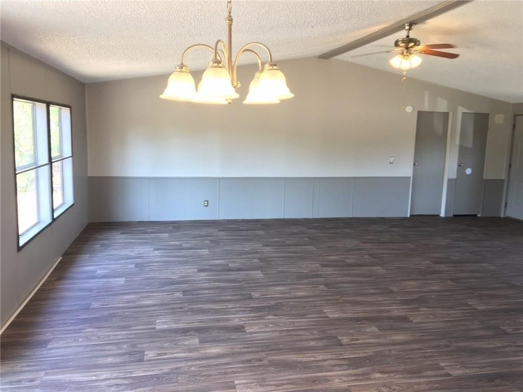 Dining room at 365 Darrell Rd, Roanoke