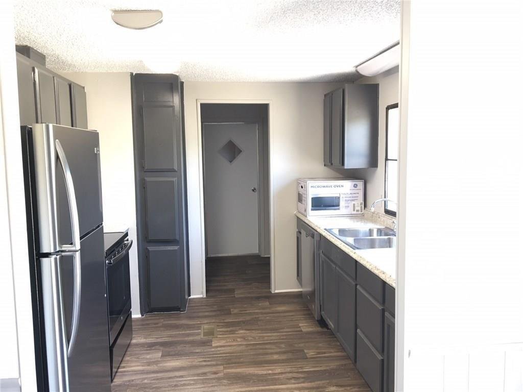 Kitchen 3 at 365 Darrell Rd, Roanoke