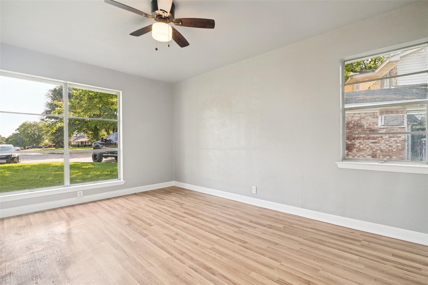 Bedroom 2 2 at 4401 Ivy Dr, Mesquite
