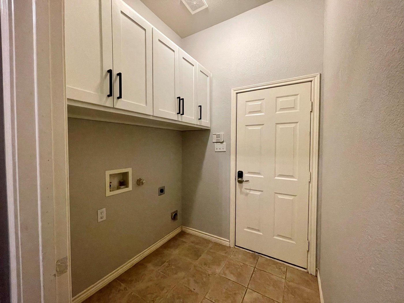 Laundry room at 6505 Josephine Dr, Arlington